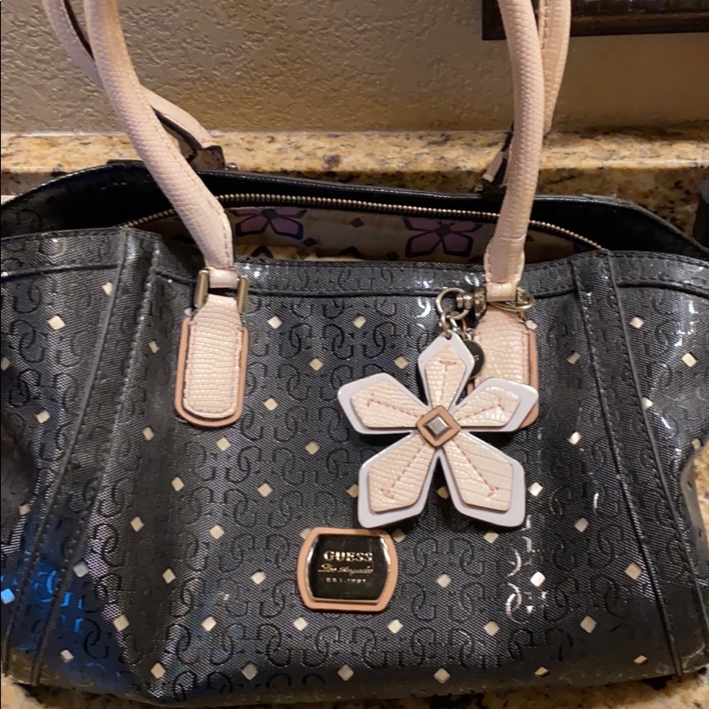 2 piece matching GUESS Purse with wallet